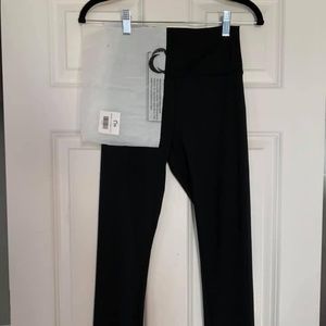 Zyia Black Brilliant size 6/8 hi rise leggings